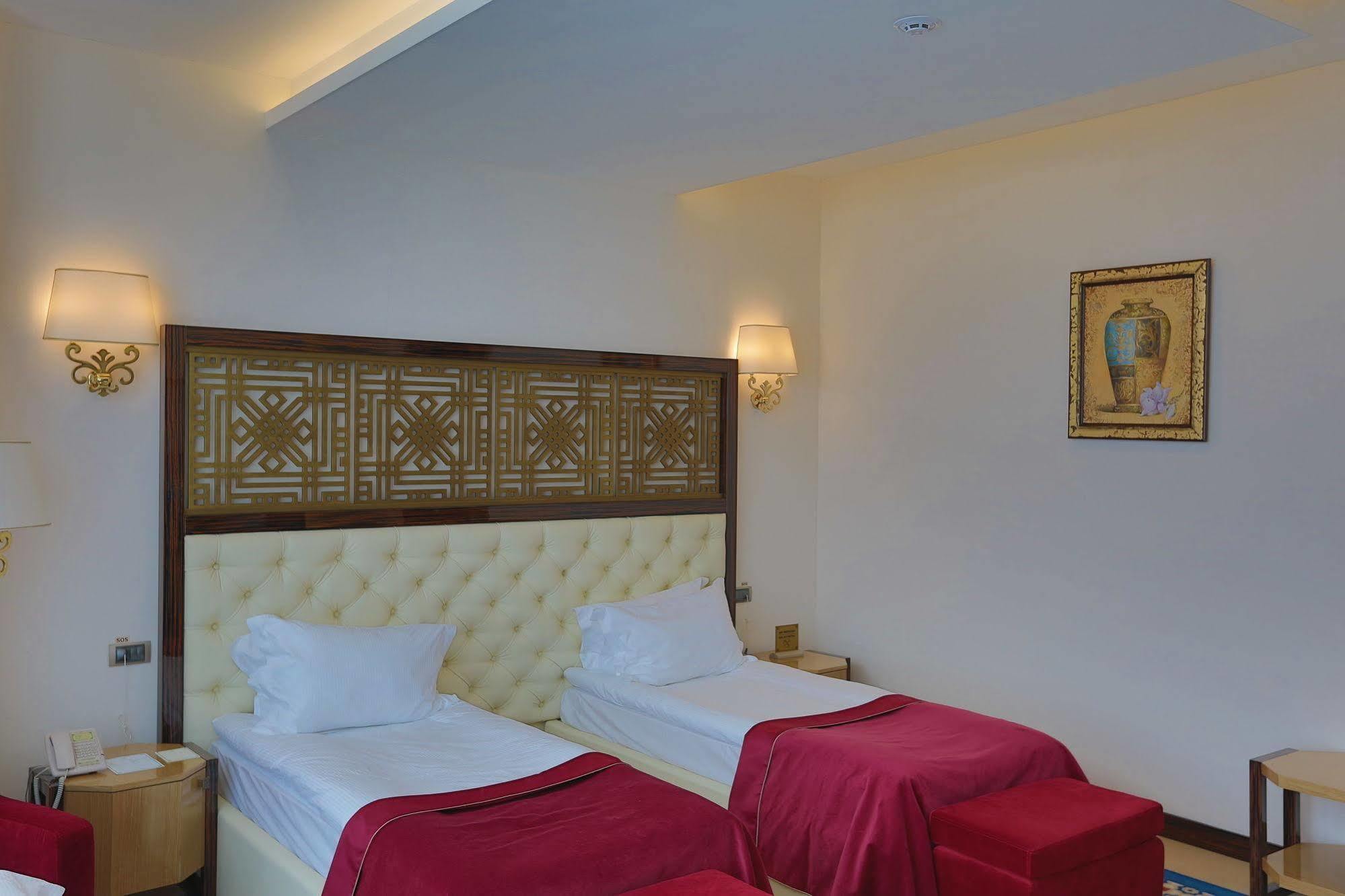 Kadorr Hotel Resort & Spa 오데사 외부 사진
